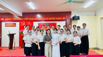 LỄ KẾT NẠP ĐẢNG VIÊN MỚI