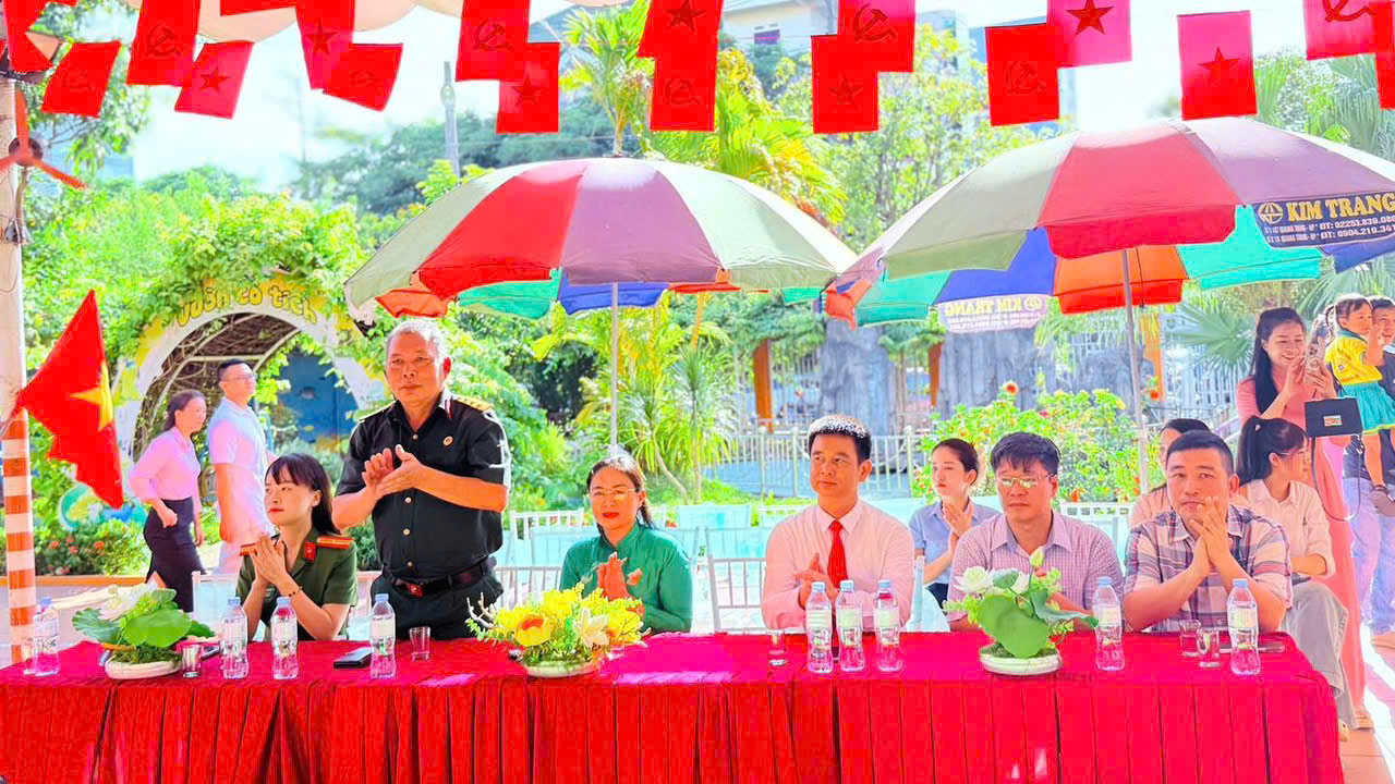 z7152988201467 2317e76c1459e8d2a24e8b5d2cba2476