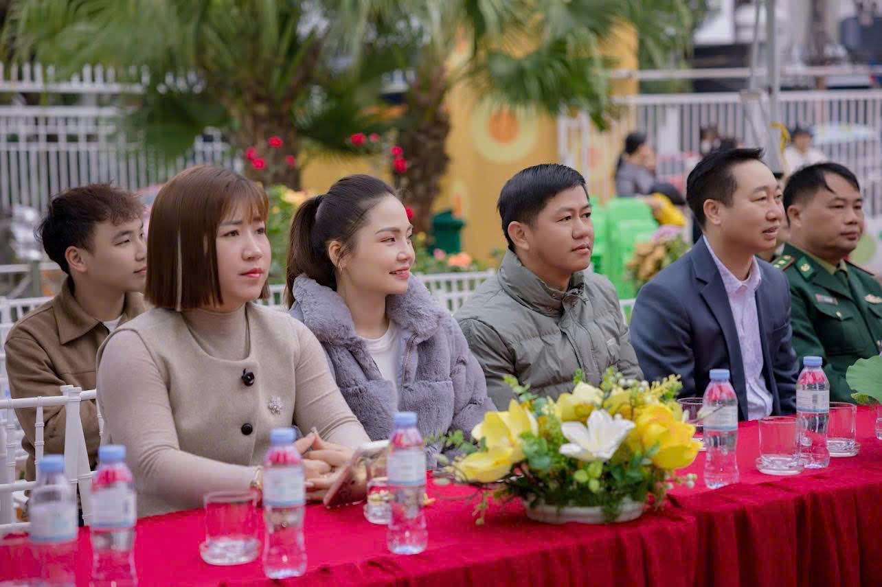 z7469241602374 22d4e6899fd5e90174f566bd04e42a4a