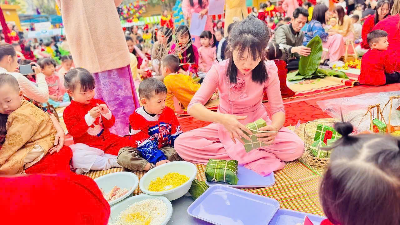 z7520974454555 ee7654cc377b74a6eacf825cbf4a2e33