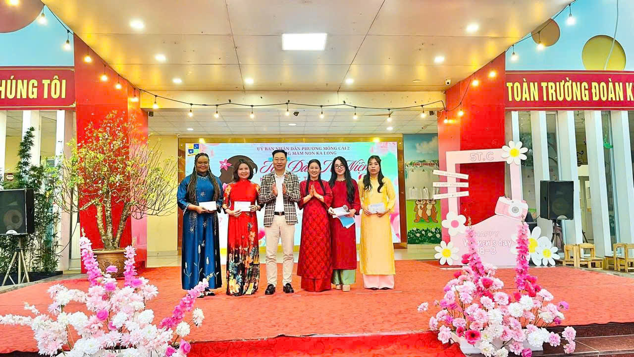 z7606302212772 545652047aafdebcd7889de2198ff44e